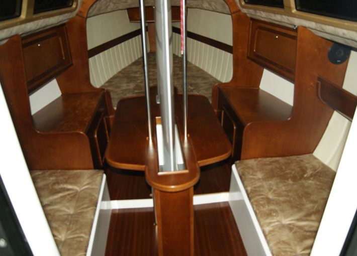 Wnętrze Saturn 24 RC