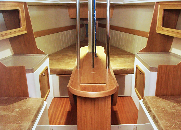 Wnętrze Saturn 23 GT